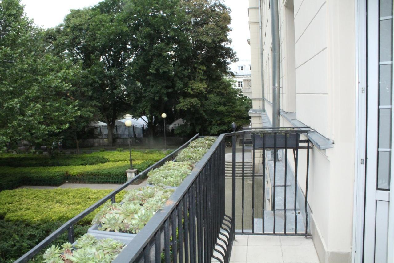Pod Arkadami Apartment Warsaw Exterior photo